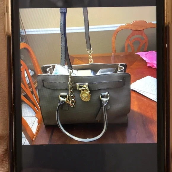 Michael Kors Hamilton - Picture 1 of 8